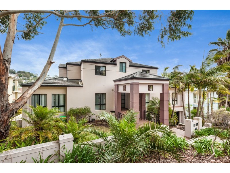 2/3 Maroomba Road, Terrigal NSW 2260