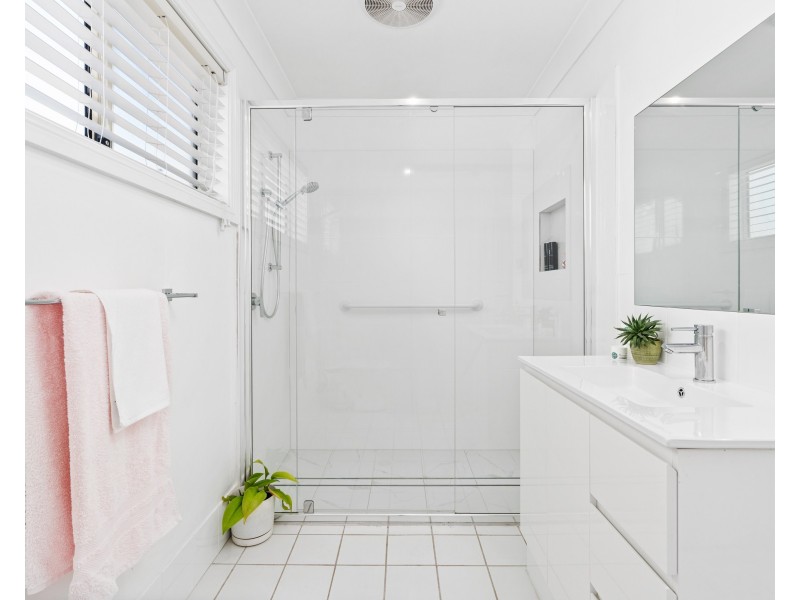7/4 Parsons Road, Lisarow NSW 2250