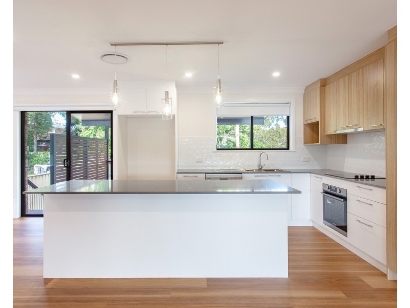 8 Holcombe Avenue, Narara NSW 2250