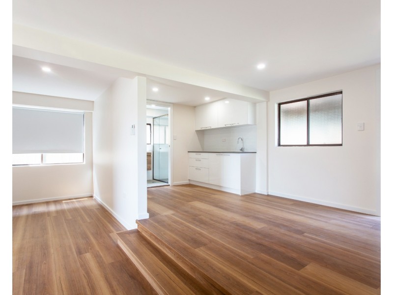 8 Holcombe Avenue, Narara NSW 2250