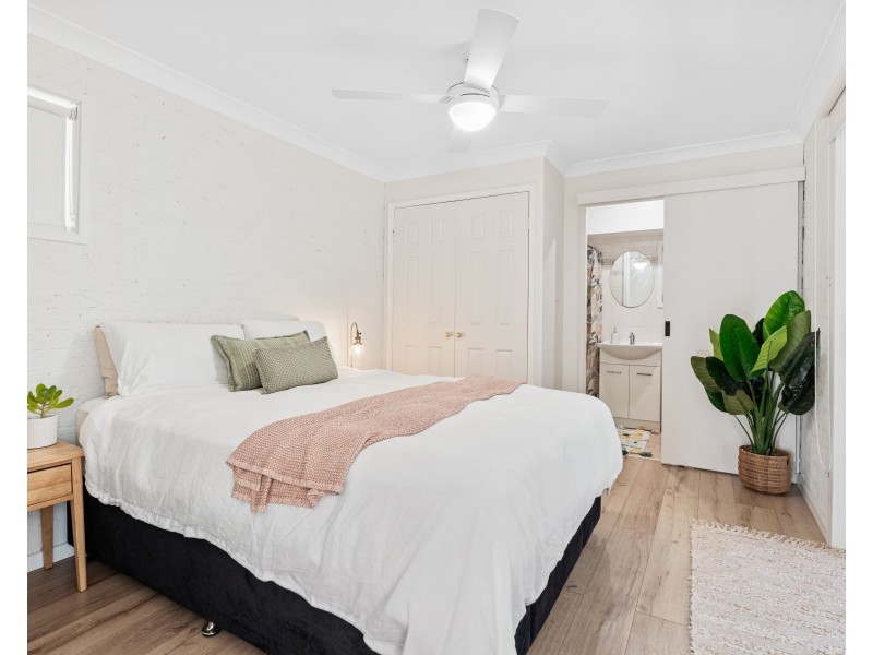 25 River Street, Springfield NSW 2250