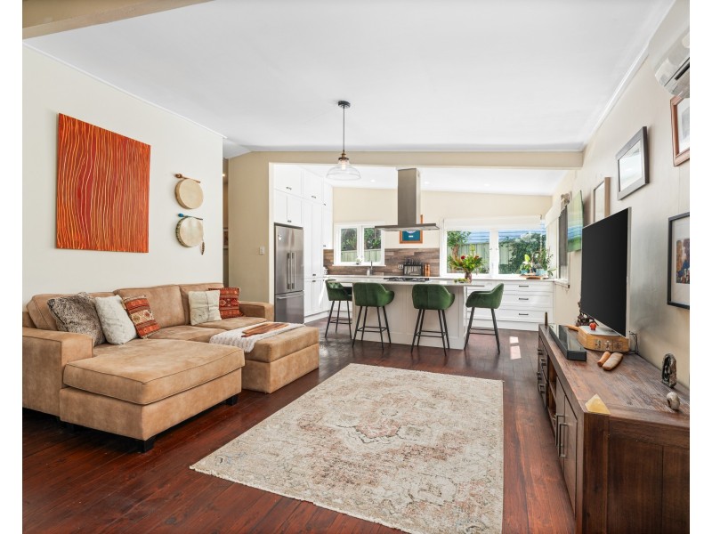 1a Lemon Tree Street, Wyoming NSW 2250