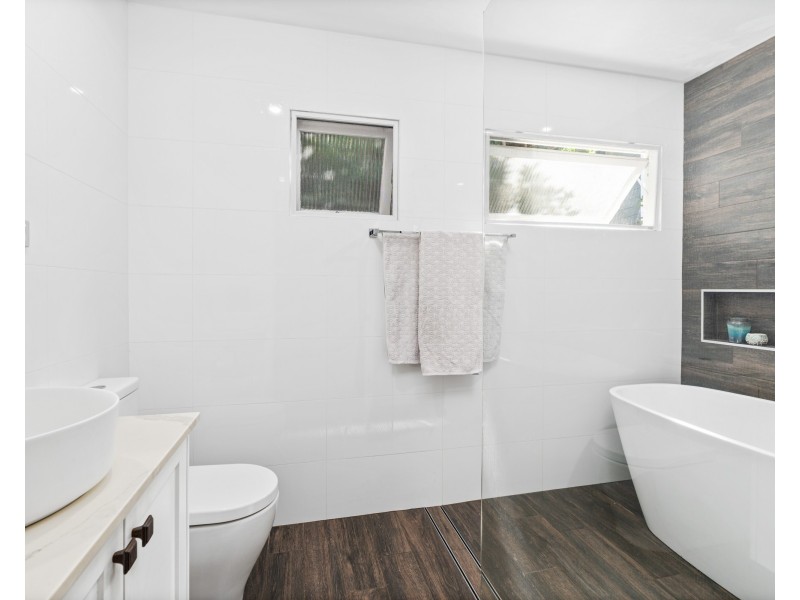 1a Lemon Tree Street, Wyoming NSW 2250