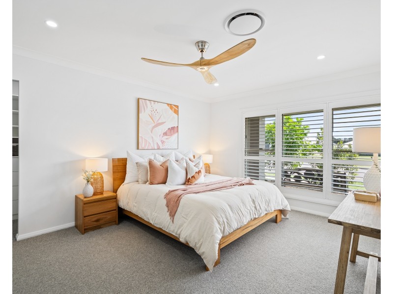 77 Soreina Drive, Wyee NSW 2259