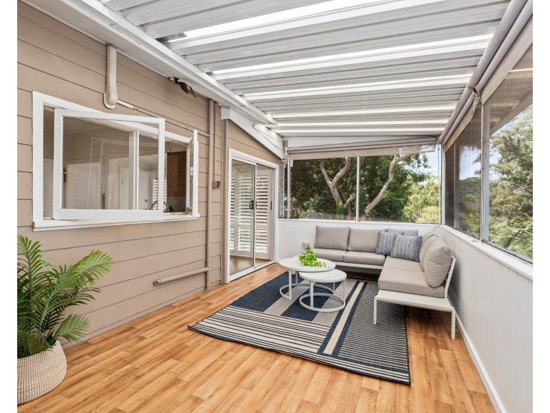 31 Dolly Avenue, Springfield NSW 2250