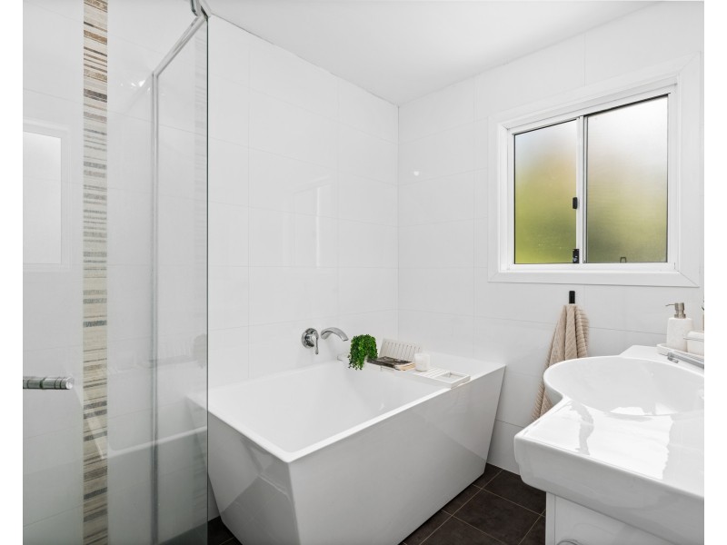 31 Dolly Avenue, Springfield NSW 2250