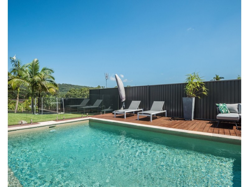 6 Stephen Close, Green Point NSW 2251