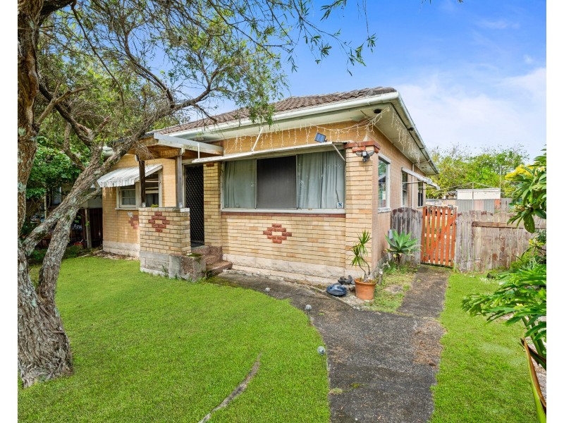 8 Kitchener Road, Long Jetty NSW 2261