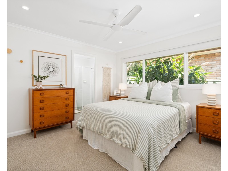 49 Beaumont Avenue, Wyoming NSW 2250