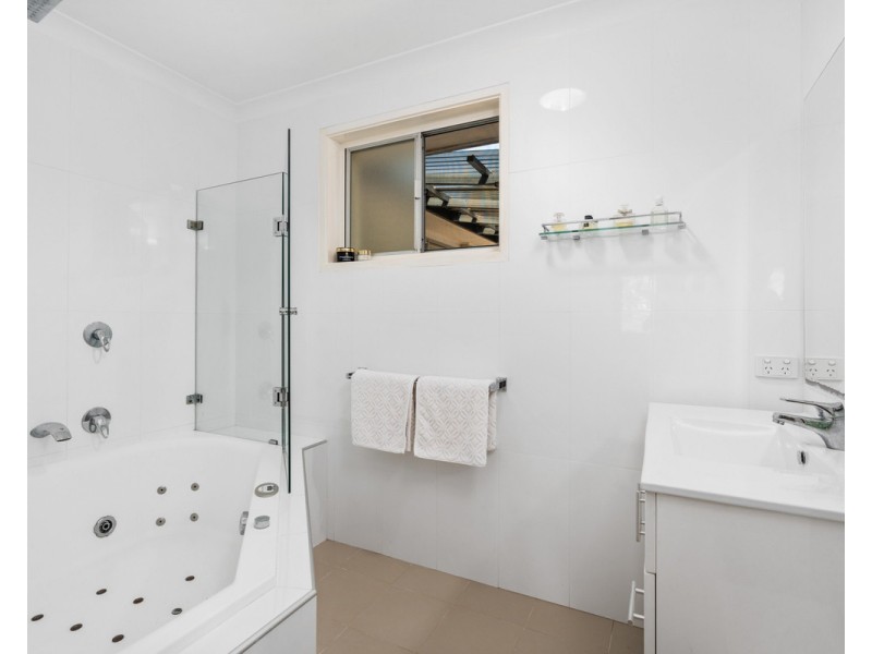 17 Sundale Avenue, Terrigal NSW 2260