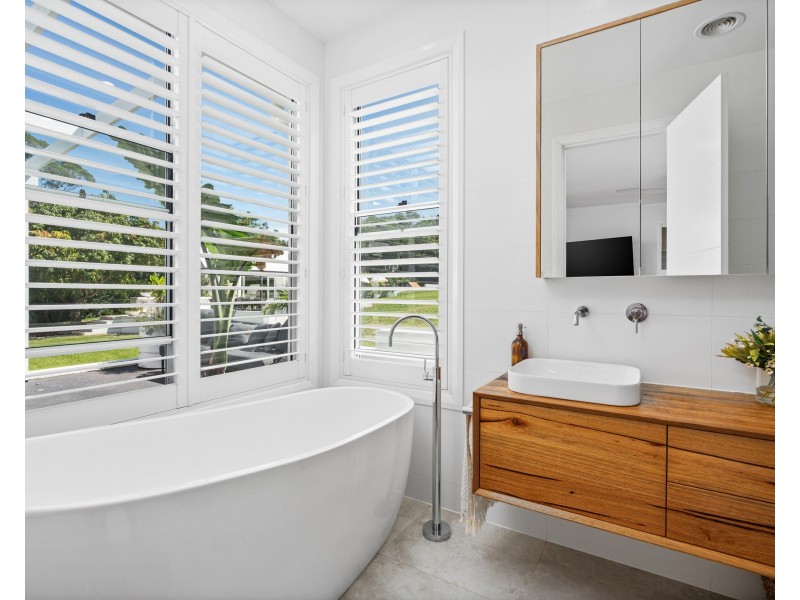 45 Brush Road, Wamberal NSW 2260