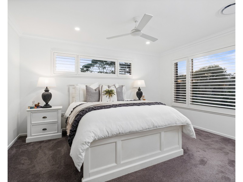 37 Joan Street, Forresters Beach NSW 2260