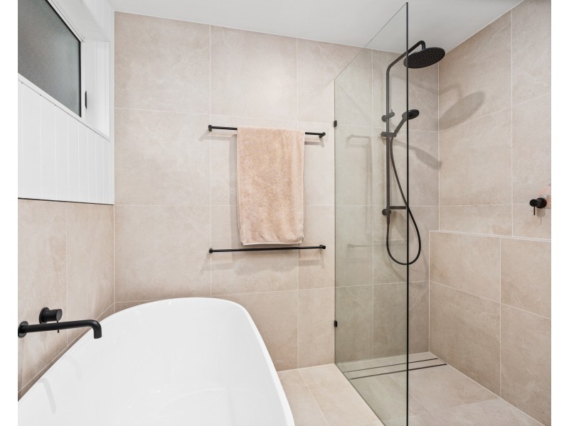 18 Wyoming Road, Wyoming NSW 2250