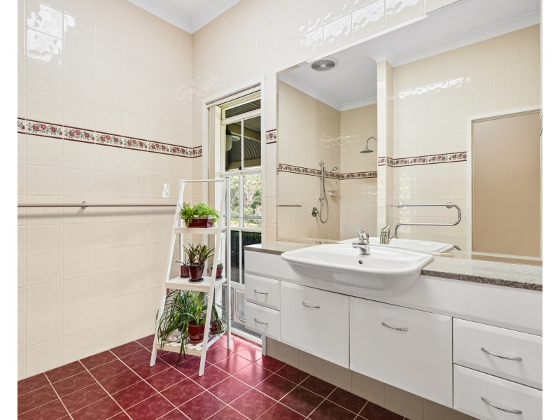 101 Pacific Highway, Mount White NSW 2250