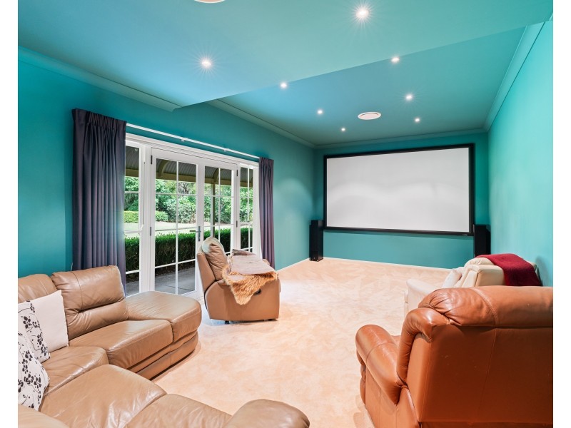 101 Pacific Highway, Mount White NSW 2250