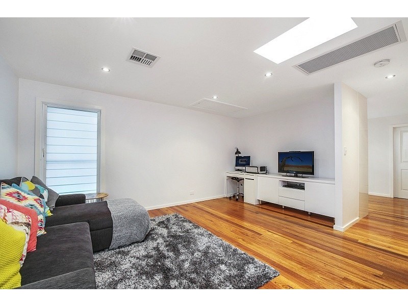 11 Mawarra Road, Wamberal NSW 2260