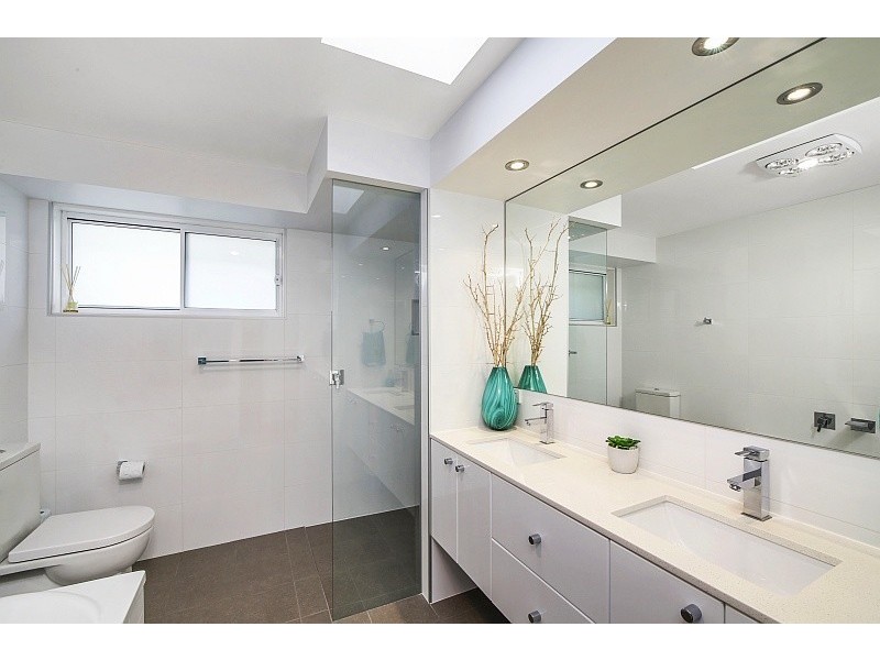 11 Mawarra Road, Wamberal NSW 2260