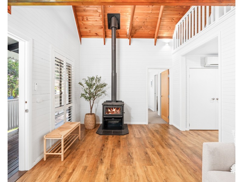 49 Digby Road, Springfield NSW 2250