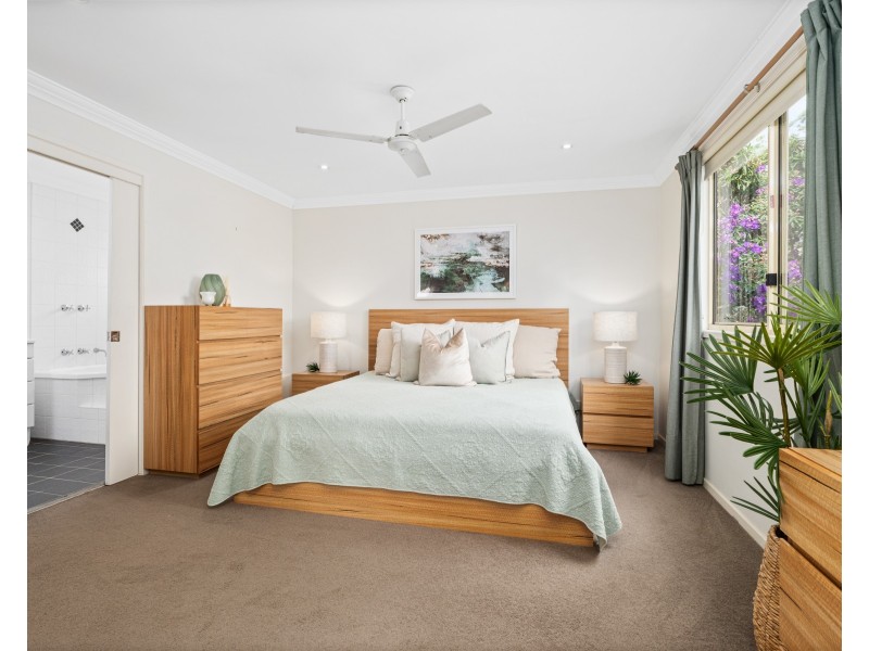 15 Lakala Avenue, Springfield NSW 2250