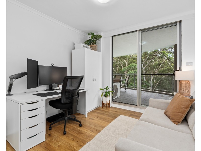 443/80 John Whiteway Drive, Gosford NSW 2250