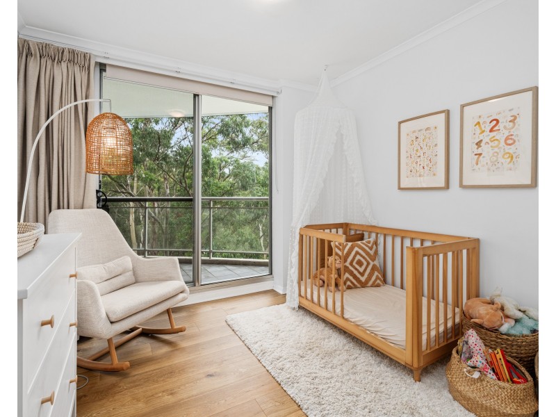 443/80 John Whiteway Drive, Gosford NSW 2250
