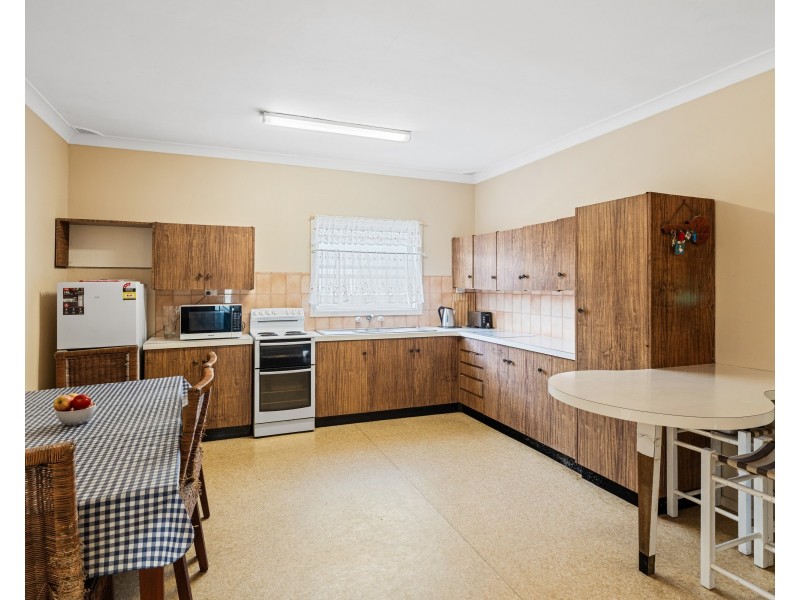 18 Stewart Street, The Entrance North NSW 2261