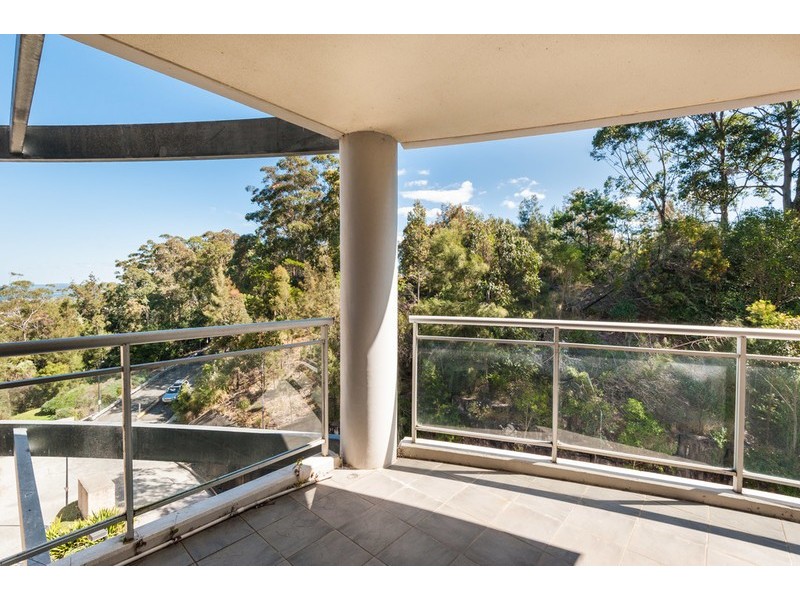 251/80 John Whiteway Drive, Gosford NSW 2250