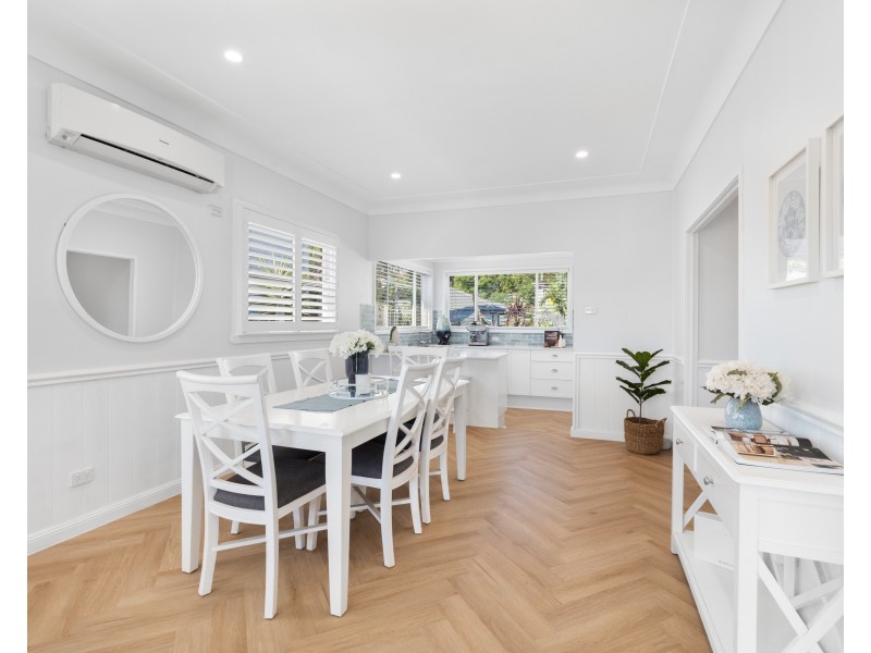 31 Day Street, Wyoming NSW 2250