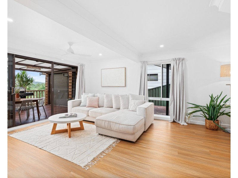 67 Crawford Crescent, Wyoming NSW 2250