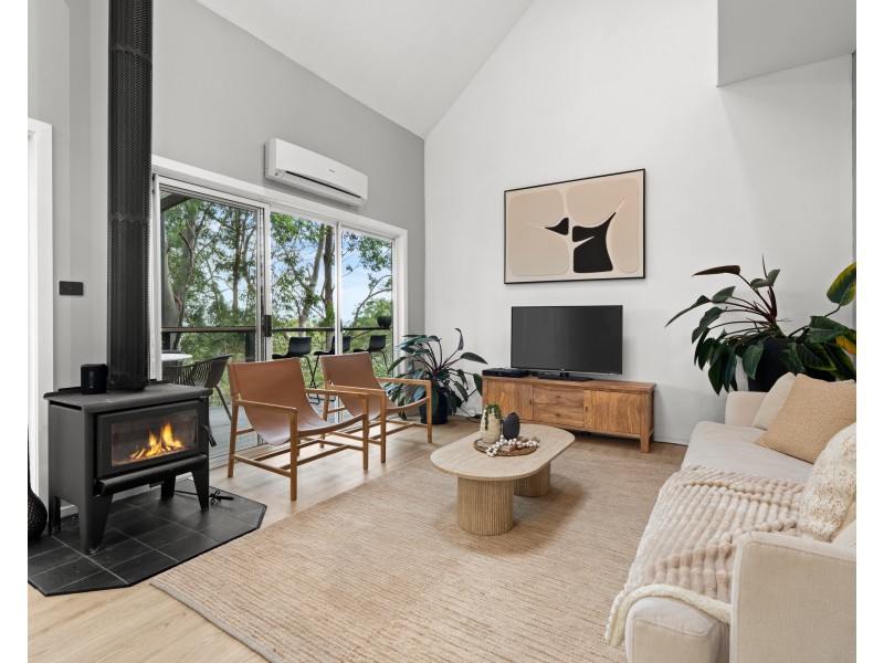 4c Gregory Street, Wyoming NSW 2250