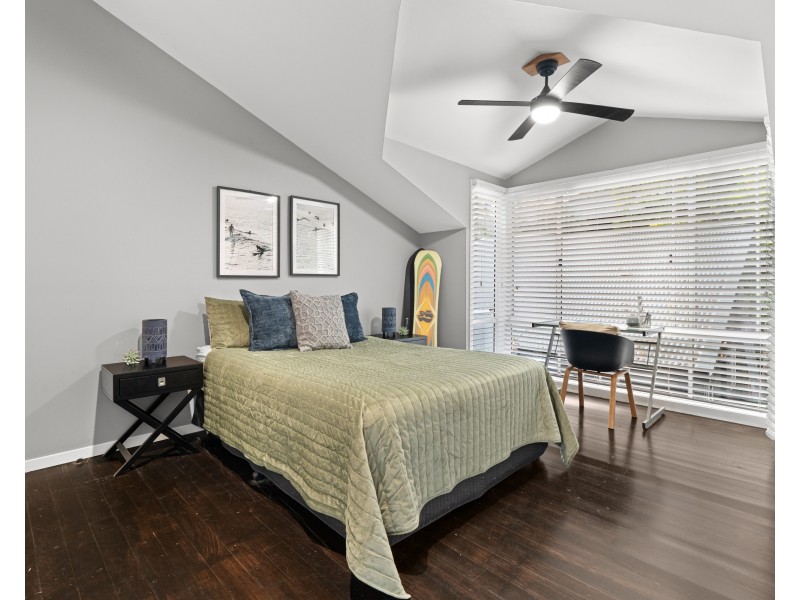 4c Gregory Street, Wyoming NSW 2250