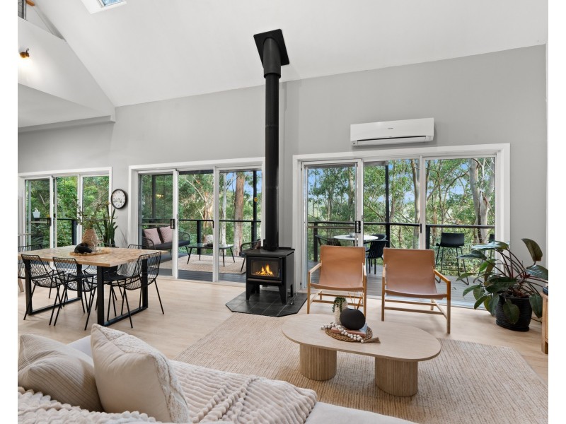 4c Gregory Street, Wyoming NSW 2250