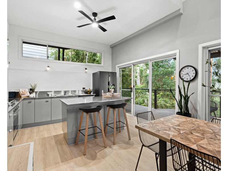 4c Gregory Street, Wyoming NSW 2250