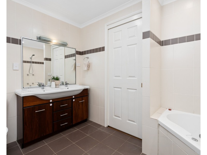 2 Pinyary Close, Kincumber NSW 2251