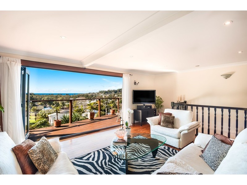 25 Maree Avenue, Terrigal NSW 2260