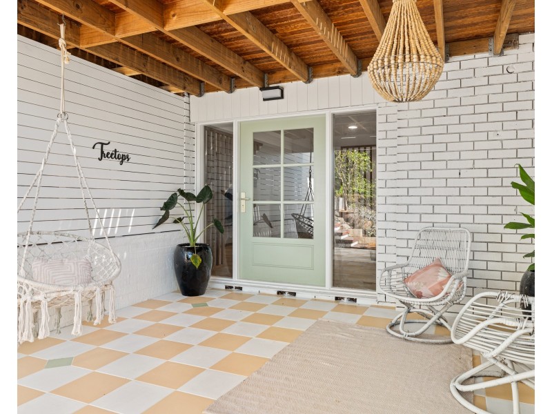 29 Lynnette Crescent, East Gosford NSW 2250