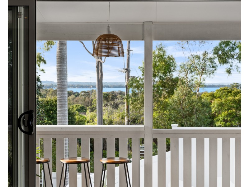 16 Wyong Road, Berkeley Vale NSW 2261