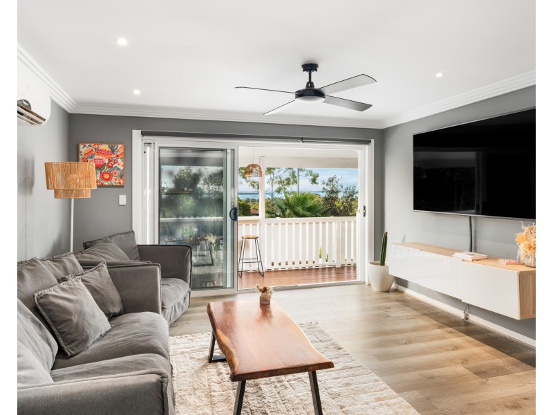 16 Wyong Road, Berkeley Vale NSW 2261
