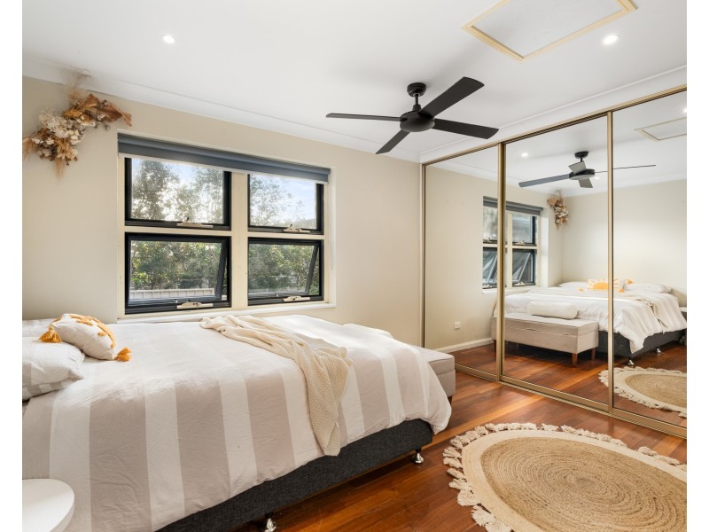 16 Wyong Road, Berkeley Vale NSW 2261
