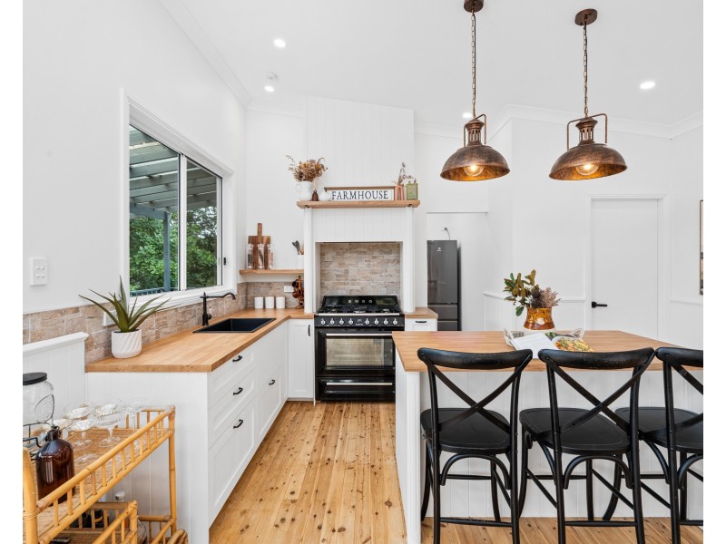 131 Footts Road, Ourimbah NSW 2258