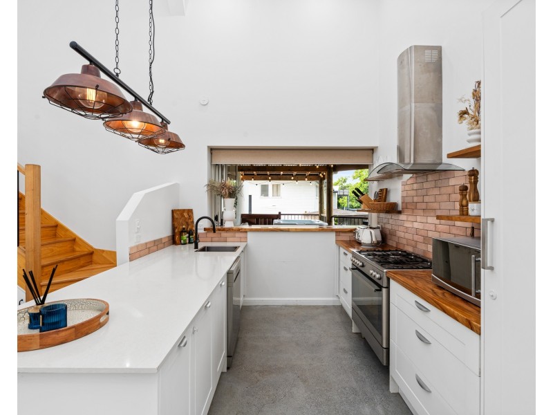 131 Footts Road, Ourimbah NSW 2258