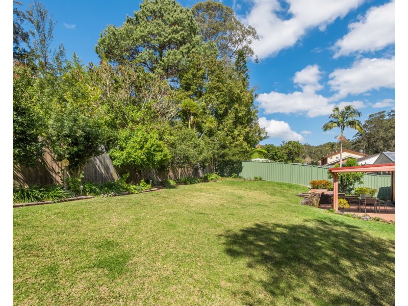 13 Pangari Close, Wyoming NSW 2250