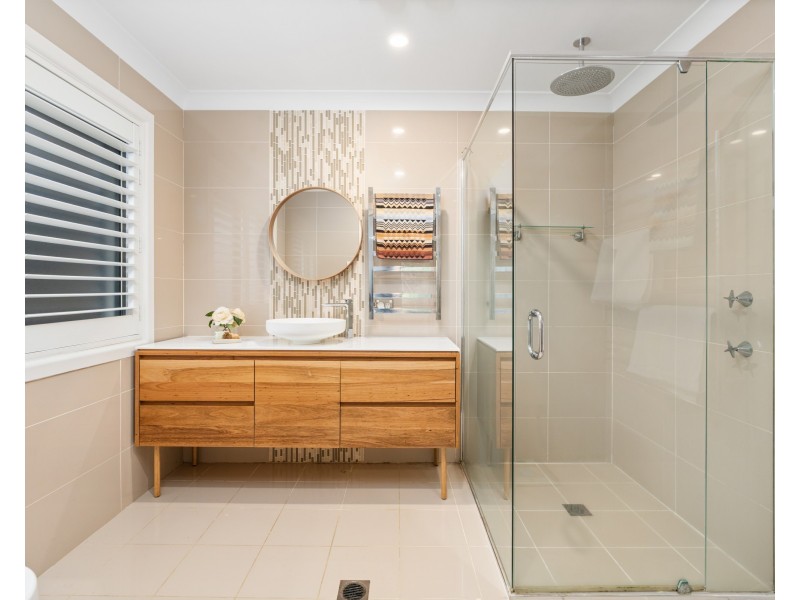 10 Watergum Place, Springfield NSW 2250