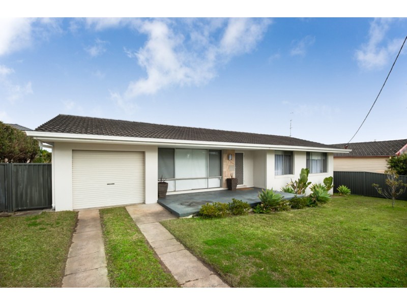 27 Toowoon Bay Road, Long Jetty NSW 2261