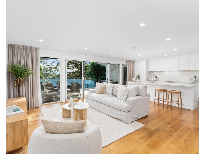 18 Day Street, Wyoming NSW 2250