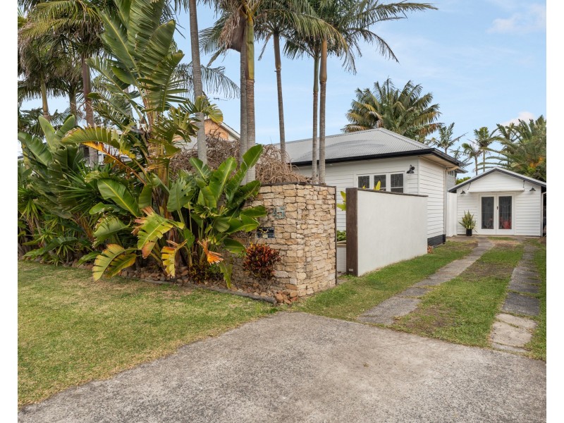 45 Bondi Road, The Entrance North NSW 2261