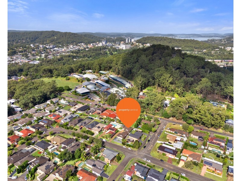 2/102 Coolawin Circle, Narara NSW 2250