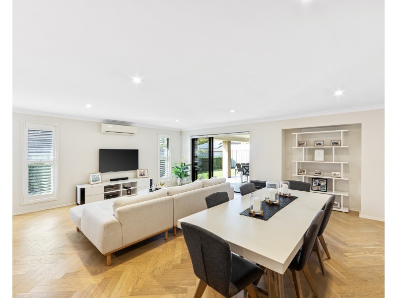 18b Jacana Avenue, Narara NSW 2250