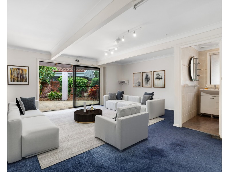 1 Heron Place, St Huberts Island NSW 2257