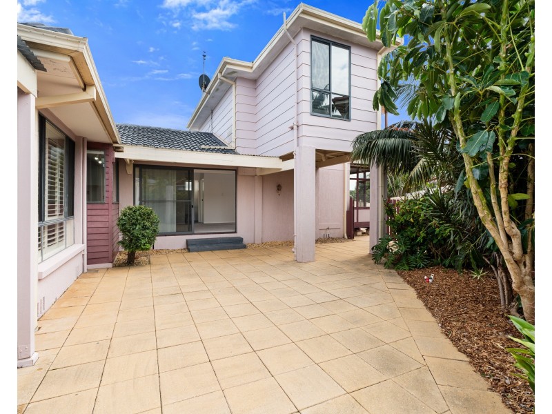 1 Heron Place, St Huberts Island NSW 2257